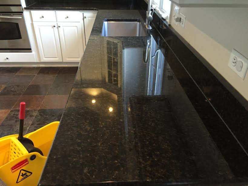 Granite Polishing Cleaning Resurfacing Chip Repair Chicago